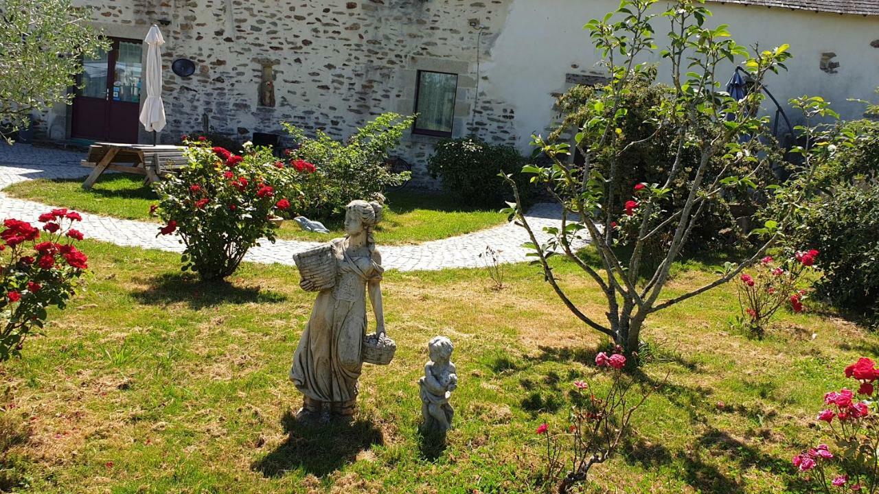 Le Colombier De Kerguezec Bed and Breakfast Surzur Εξωτερικό φωτογραφία